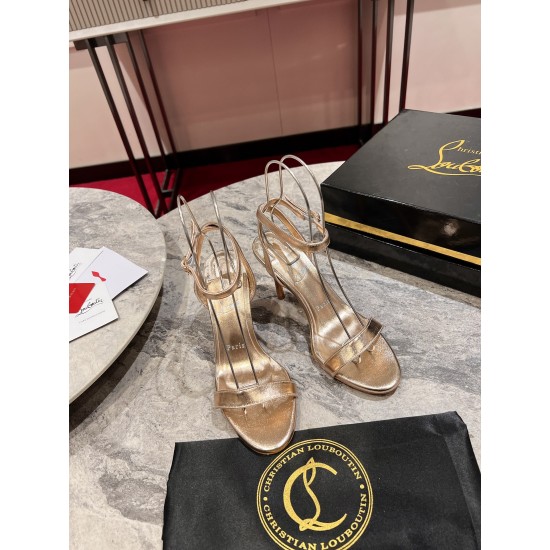 CL  Sandals