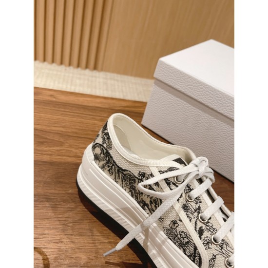 Dior Sneakers