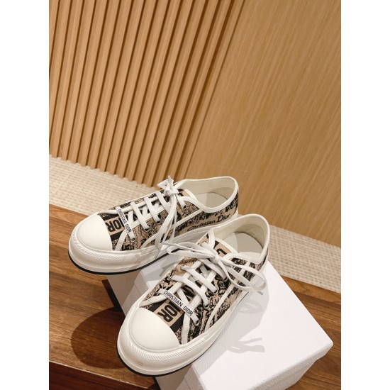 Dior Sneakers