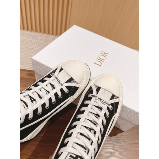 Dior Sneakers