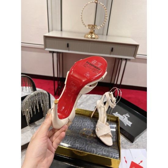 CL  Sandals