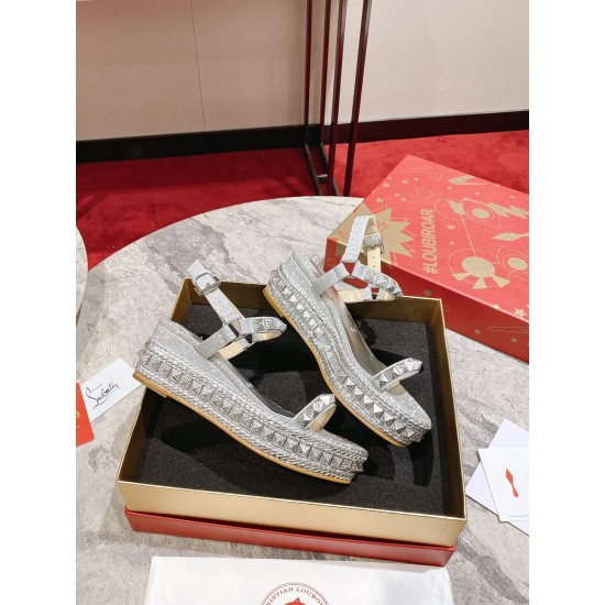 CL  Sandals