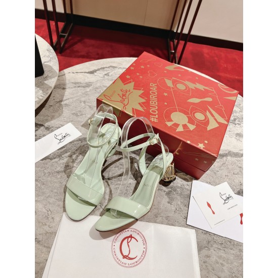 CL  Sandals