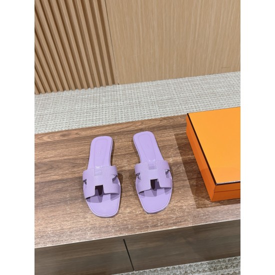 Hermes Slippers