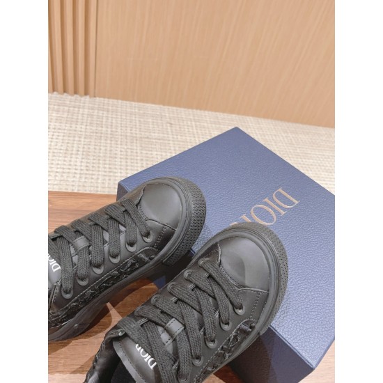 Dior Sneakers