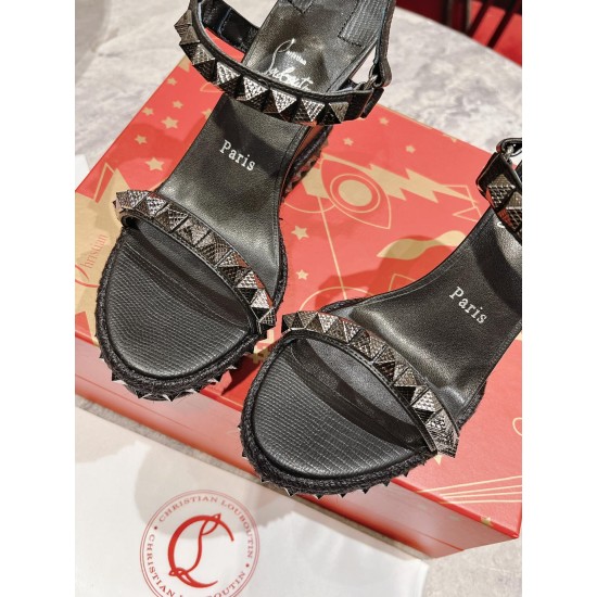 CL  Sandals