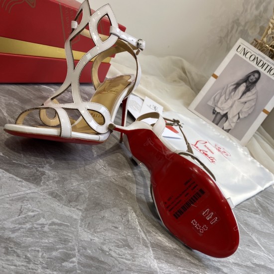 CL  Sandals