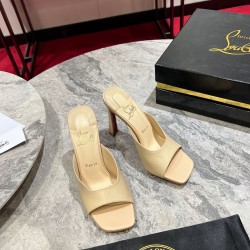 CL  Sandals