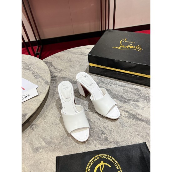 CL  Sandals