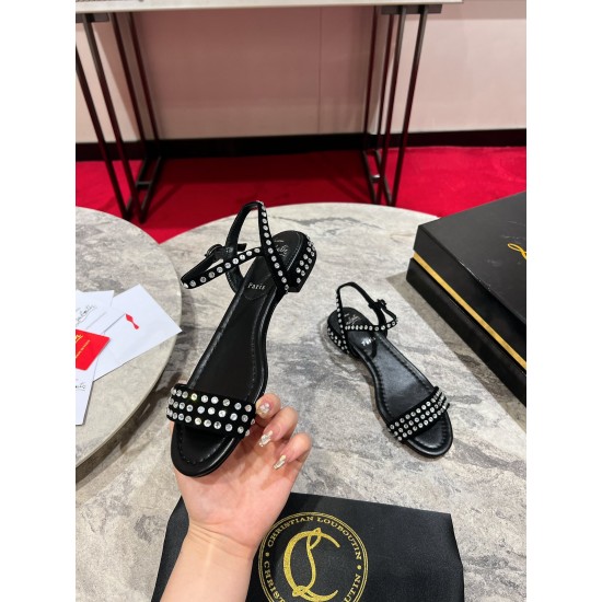 CL  Sandals