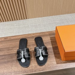 Hermes Slippers