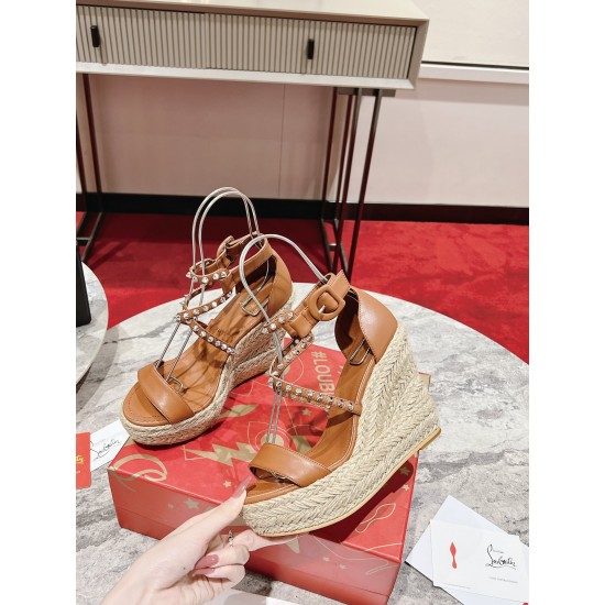 CL  Sandals