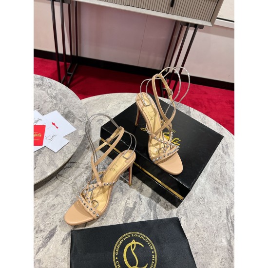 CL  Sandals