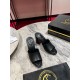 CL  Sandals