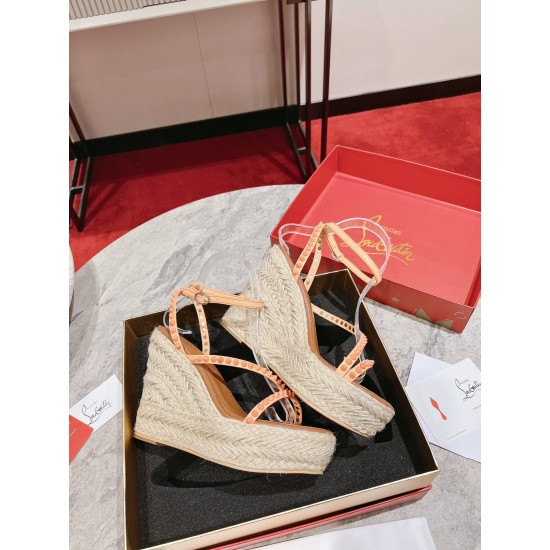 CL  Sandals