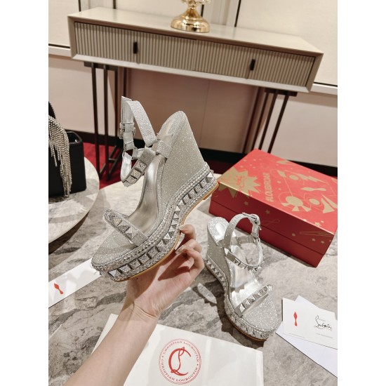 CL  Sandals