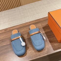 Hermes Iota mule