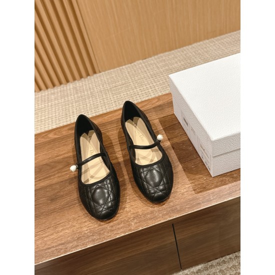 Dior Flat Shoes