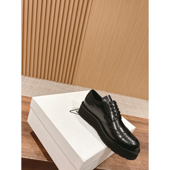 Prada Lace-ups   Loafers