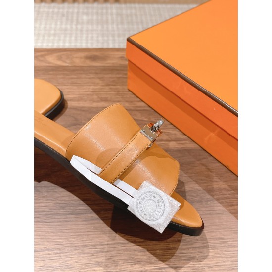 Hermes Slippers