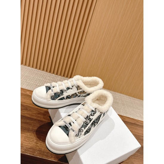 Dior Sneakers