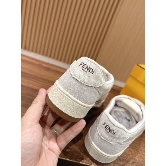 Fendi Sneakers