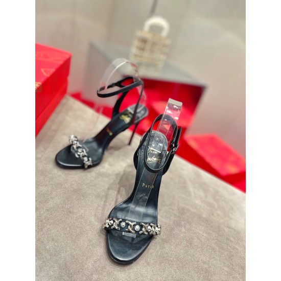 CL  Sandals