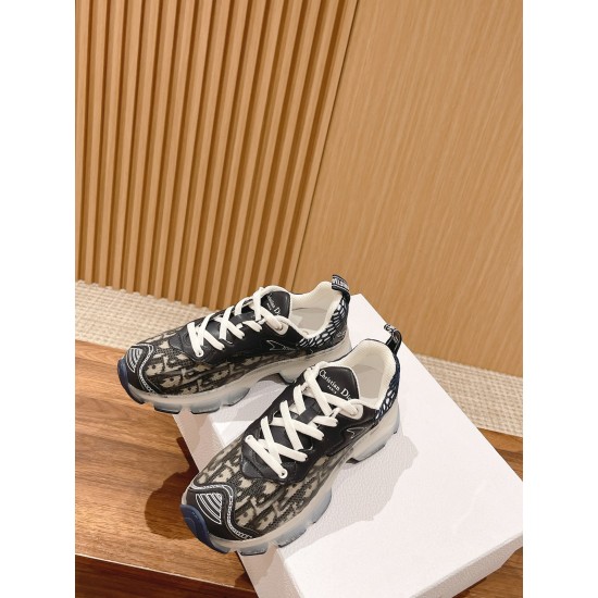 Dior Sneakers