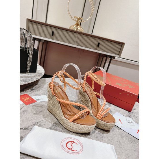 CL  Sandals