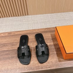 Hermes Slippers