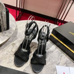 CL  Sandals