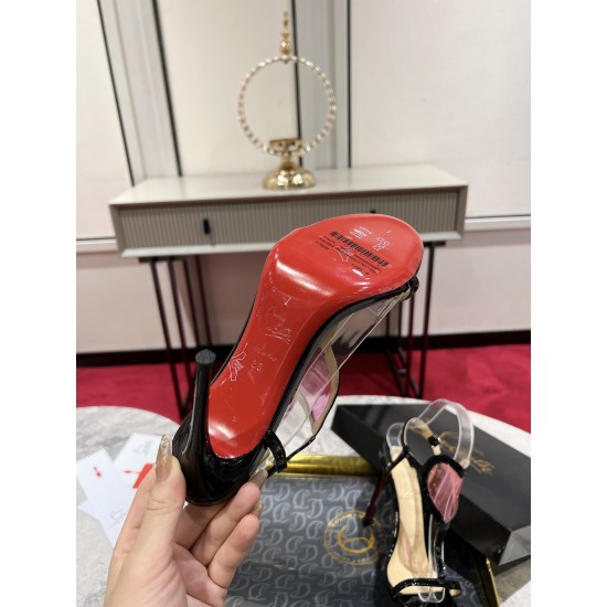 CL  Sandals