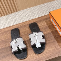 Hermes Slippers