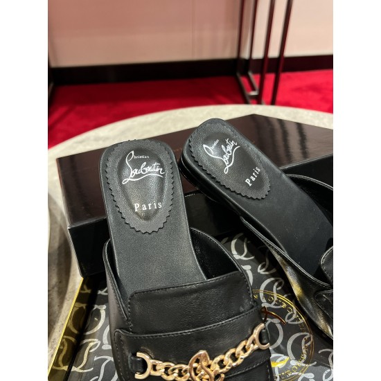 CL  Sandals