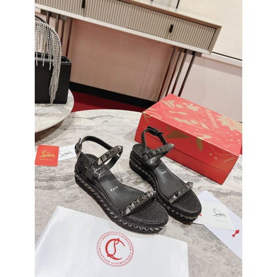 CL  Sandals