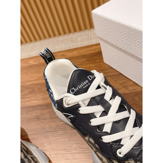 Dior Sneakers