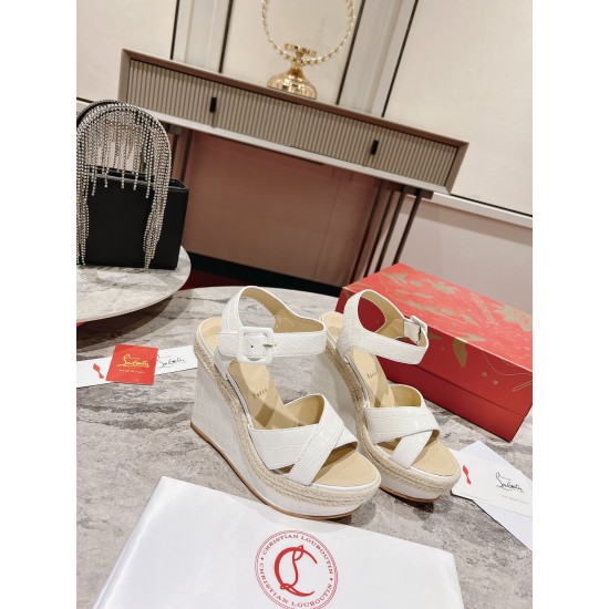 CL  Sandals