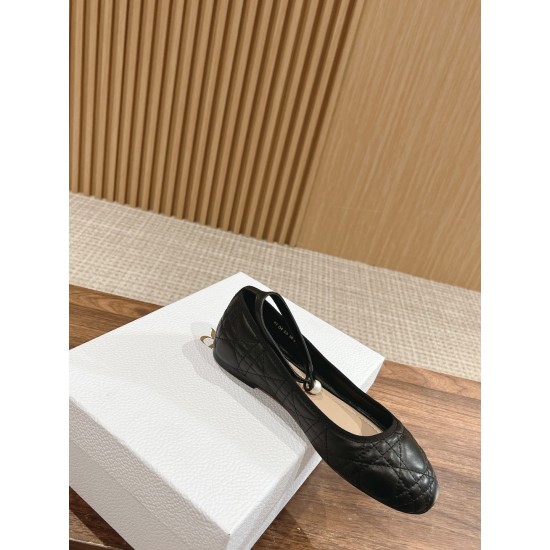 Dior Flat Shoes