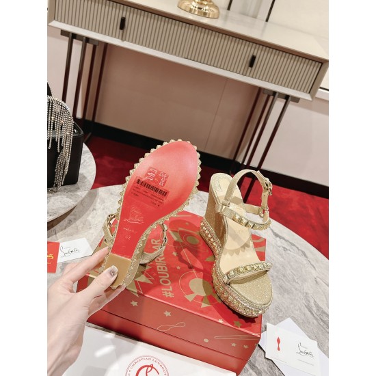 CL  Sandals