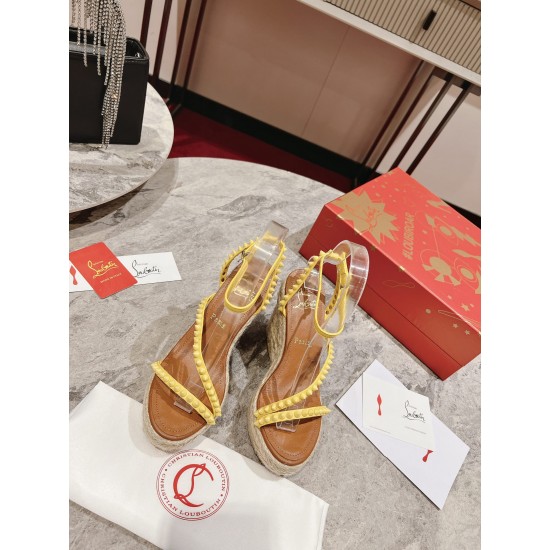 CL  Sandals