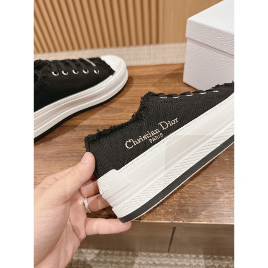 Dior Sneakers