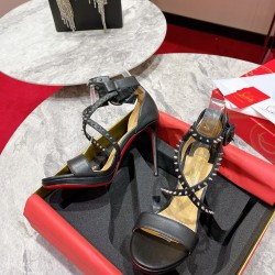 CL  Sandals