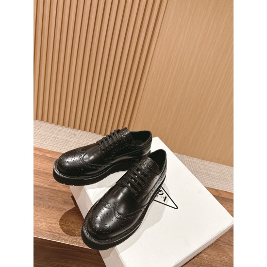 Prada Lace-ups   Loafers