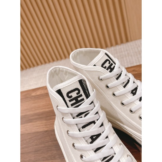 Dior Sneakers