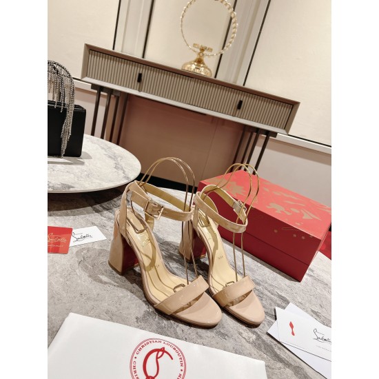 CL  Sandals