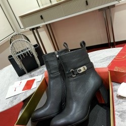 CL Boots