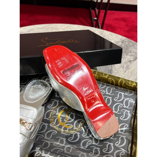 CL  Sandals