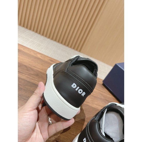 Dior Sneakers