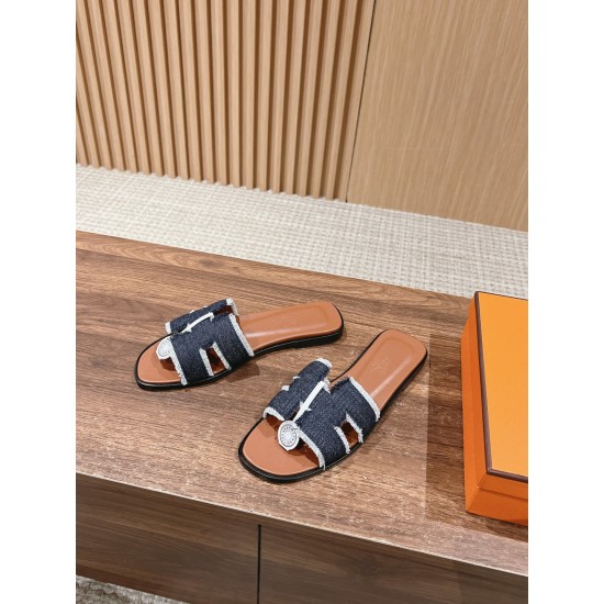 Hermes Slippers