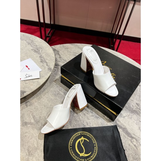 CL  Sandals